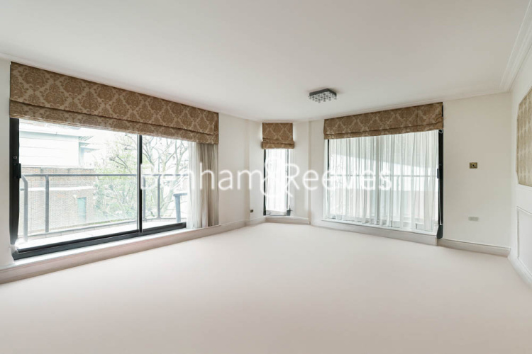 3  bedrooms flat to rent in Kensington West, Kensington, W14-image 9
