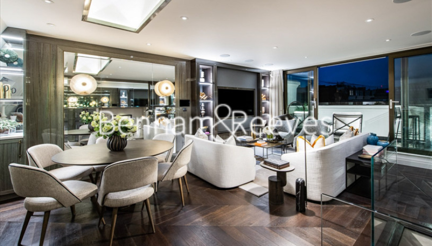 3  bedrooms flat to rent in Prince of Wales Terrace, Kensington, W8-image 4