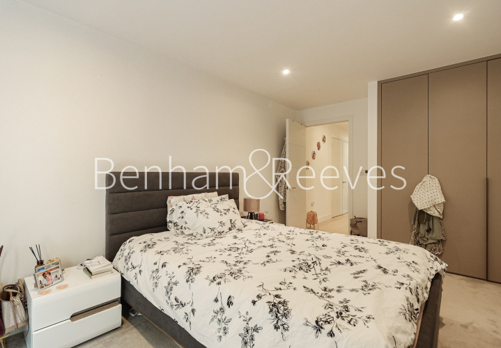 1  bedroom flat to rent in Sinclair Road, Kensington, W14-image 3