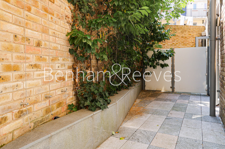 1  bedroom flat to rent in Sinclair Road, Kensington, W14-image 5