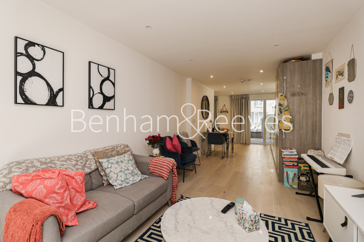 1  bedroom flat to rent in Sinclair Road, Kensington, W14-image 6