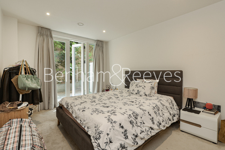 1  bedroom flat to rent in Sinclair Road, Kensington, W14-image 8