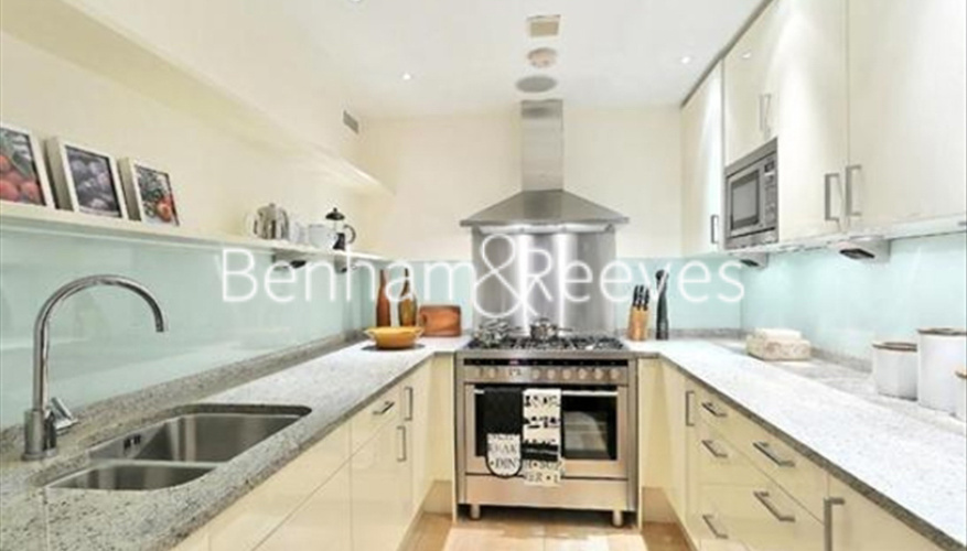 1  bedroom flat to rent in Imperial House, Young Street, W8-image 2