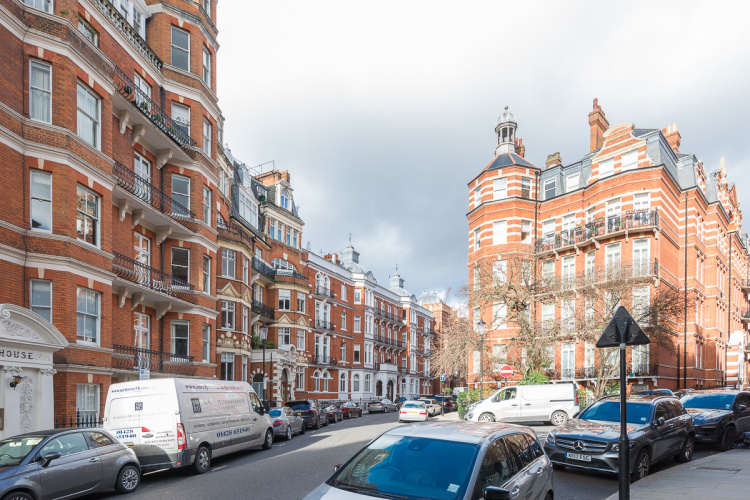 1  bedroom flat to rent in Kensington Court, Kensington, W8-image 5