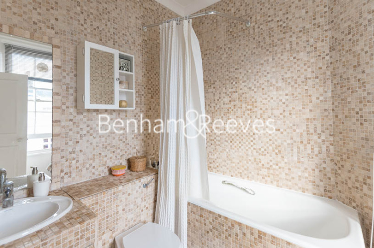3  bedrooms flat to rent in Pitt Street, Kensington, W8-image 10