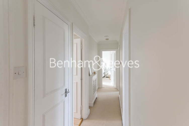 3  bedrooms flat to rent in Pitt Street, Kensington, W8-image 11
