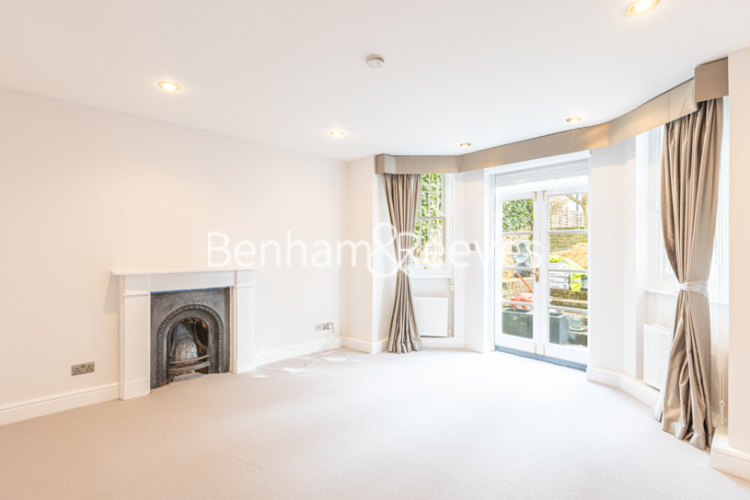 7  bedrooms house to rent in Upper Phillimore Gardens, Kensington, W8-image 18