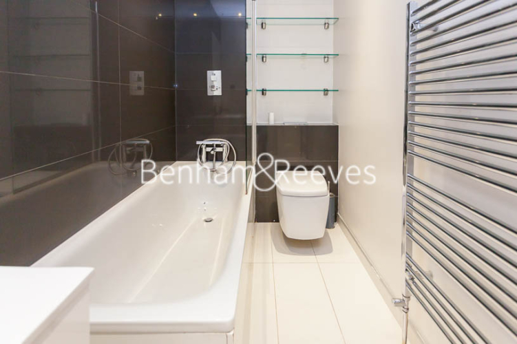 3  bedrooms flat to rent in Kensington Court Mansions, Kensington, W8-image 4