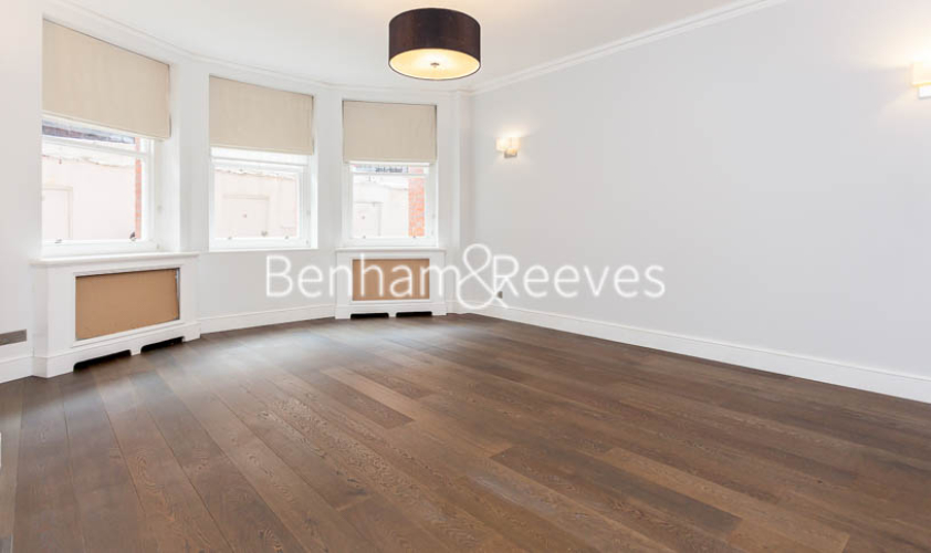3  bedrooms flat to rent in Kensington Court Mansions, Kensington, W8-image 13