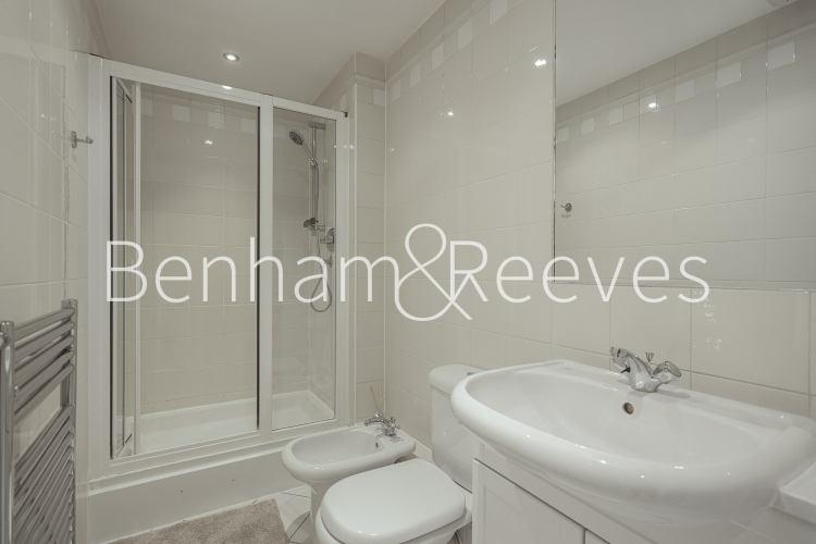 2 bedrooms flat to rent in Warwick Road, West Kensington, W14-image 4