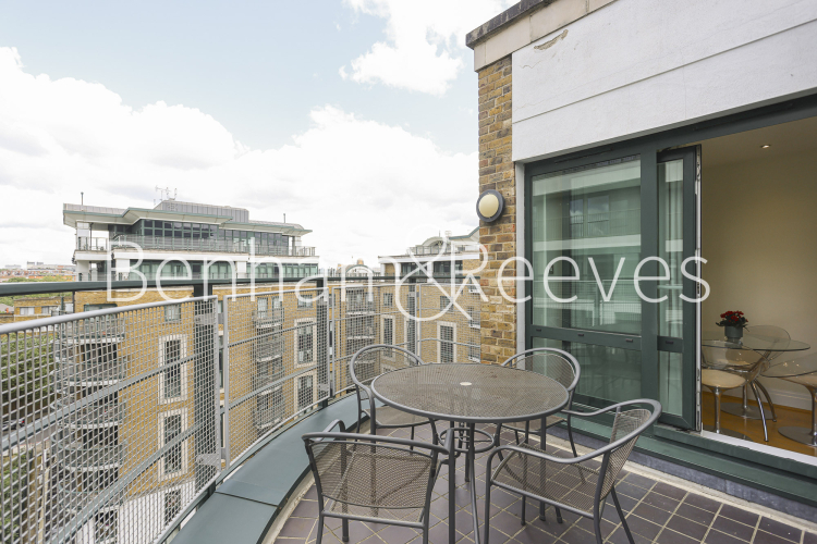 2  bedrooms flat to rent in Warwick Road, West Kensington, W14-image 12