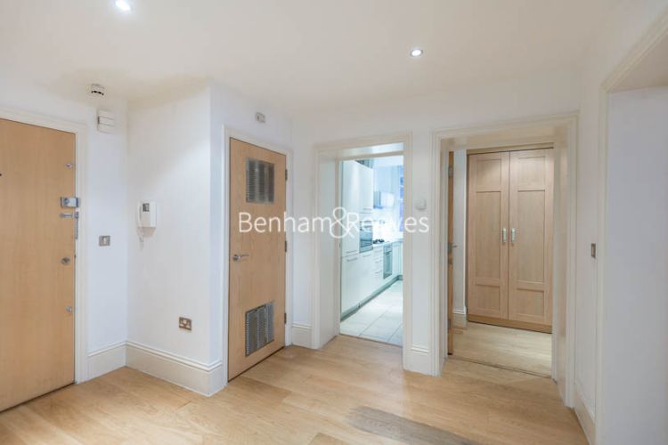 2 bedrooms flat to rent in Nevern Square, Earls Court, SW5-image 9
