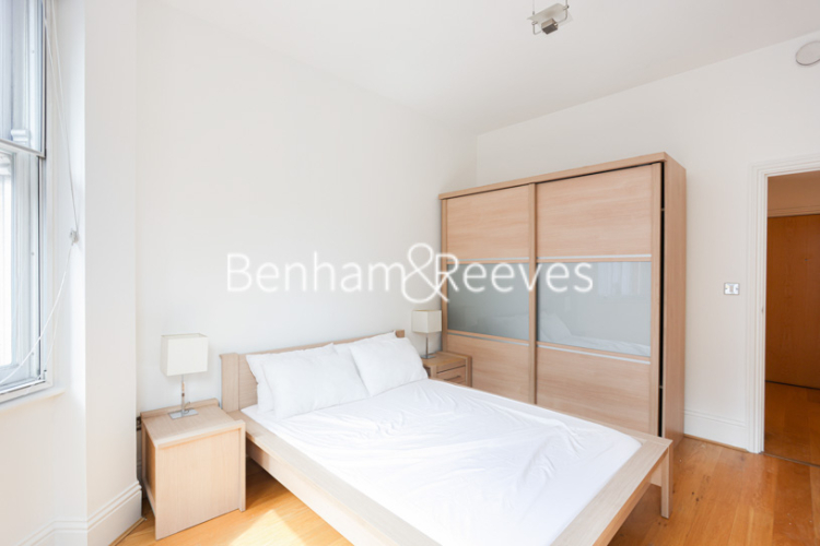 1  bedroom flat to rent in Nevern Square, Kensington, SW5-image 8