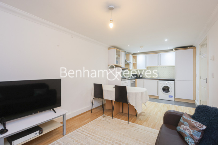 1 bedroom flat to rent in Earls Court Road, Kensington, SW5-image 6