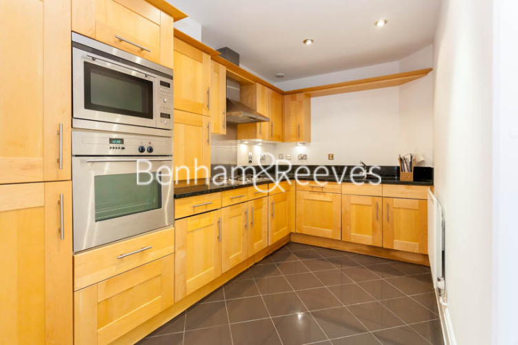 2  bedrooms flat to rent in Warren House, West Kensington, W14-image 2