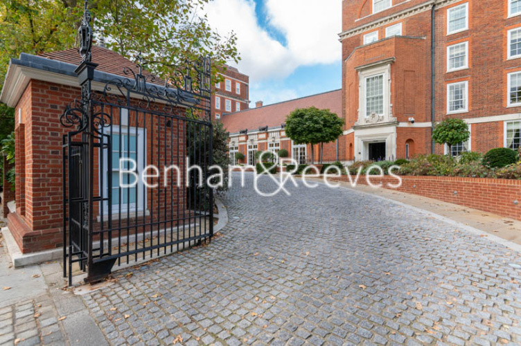 3  bedrooms flat to rent in Duchess of Bedfords Walk, Kensington, W8-image 6