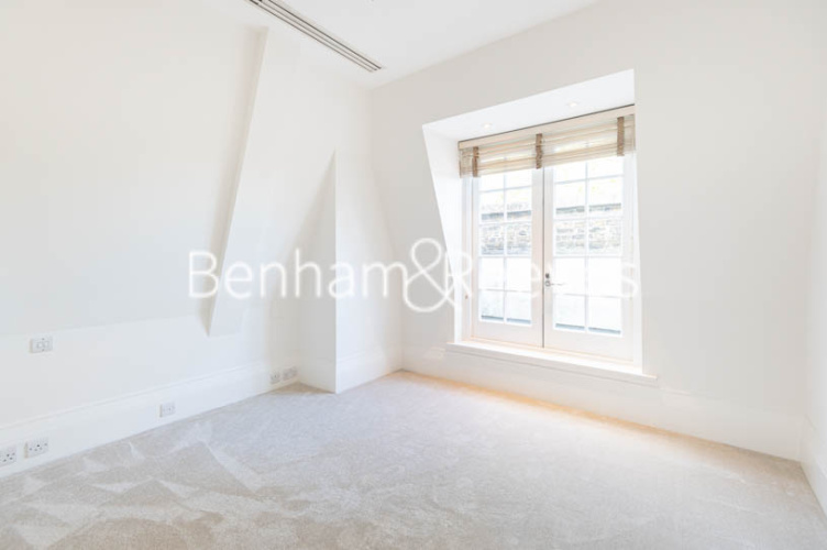3  bedrooms flat to rent in Duchess of Bedfords Walk, Kensington, W8-image 12