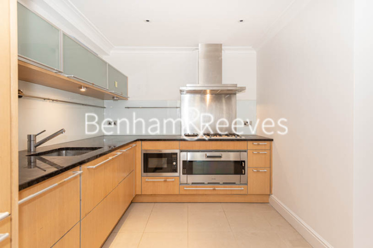 3 bedrooms flat to rent in Duchess of Bedfords Walk, Kensington, W8-image 15