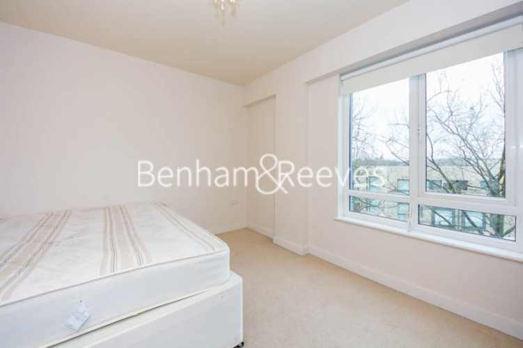 2  bedrooms flat to rent in Heritage Avenue, Colindale, NW9-image 3