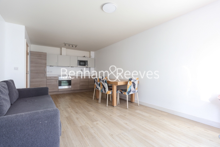 1  bedroom flat to rent in Heritage Avenue, Beaufort Park, NW9-image 10