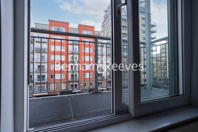 1  bedroom flat to rent in Heritage Avenue, Beaufort Park, NW9-image 13