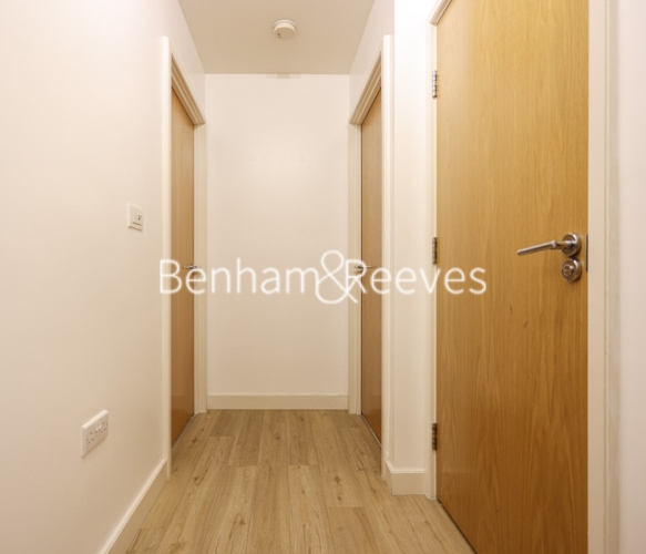 1  bedroom flat to rent in Heritage Avenue, Beaufort Park, NW9-image 14