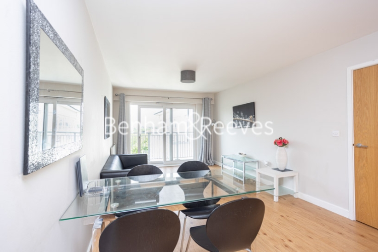 2  bedrooms flat to rent in Heritage Avenue, Colindale, NW9-image 3