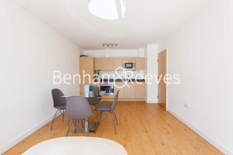 1 bedroom(s) flat to rent in Heritage Avenue, Colindale, NW9-image 7