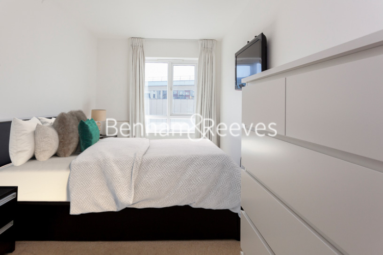 1 bedroom(s) flat to rent in Heritage Avenue, Colindale, NW9-image 8