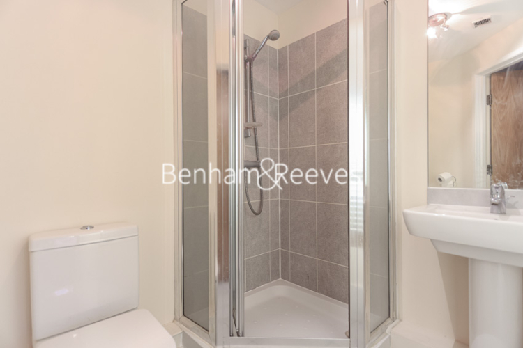 2 bedrooms flat to rent in Boulevard Drive, Colindale, NW9-image 4