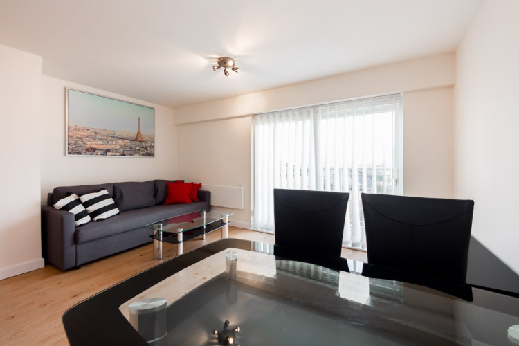 1  bedroom flat to rent in Heritage Avenue, Colindale, NW9-image 1
