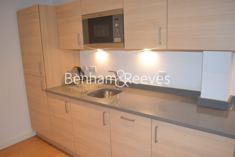 2  bedrooms flat to rent in Heritage Avenue, Colindale, NW9-image 2