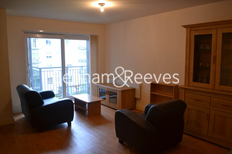 1 bedroom flat to rent in Boulevard Drive, Colindale, NW9-image 1