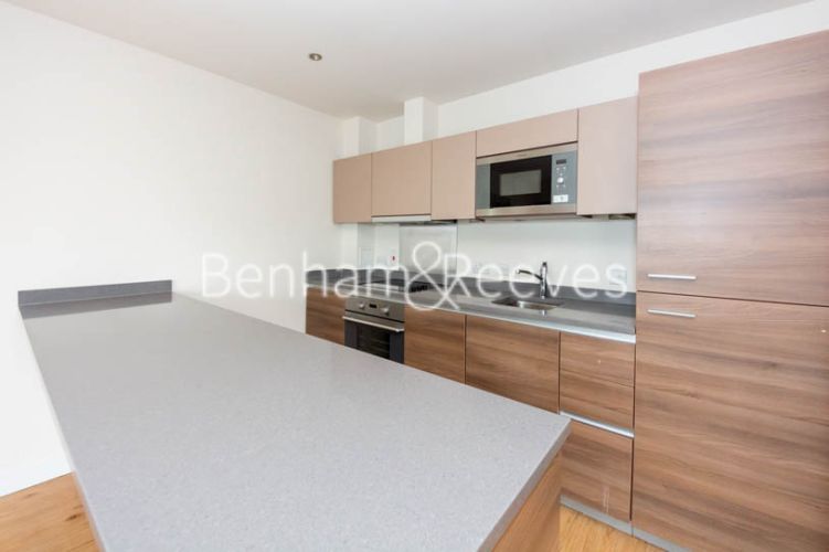 2 bedrooms flat to rent in Boulevard Drive, Colindale, NW9-image 2
