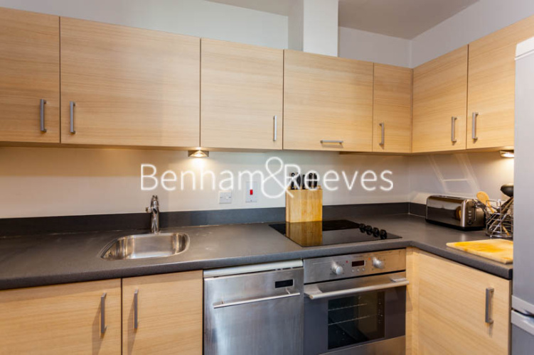 2  bedrooms flat to rent in Heritage Avenue, Colindale, NW9-image 2