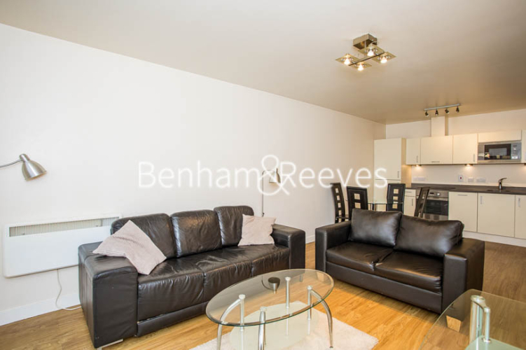 1  bedroom flat to rent in Heritage Avenue, Colindale, NW9-image 13