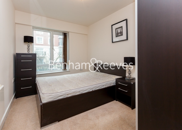 1 bedroom flat to rent in Beaufort Park, Colindale, NW9-image 3
