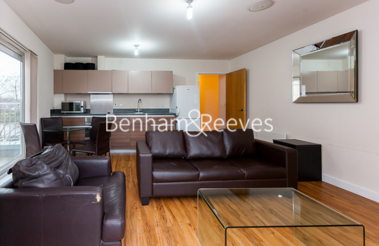 1 bedroom flat to rent in Beaufort Park, Colindale, NW9-image 10