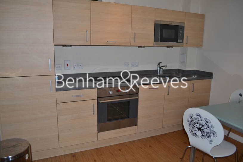 2  bedrooms flat to rent in Heritage Avenue, Colindale, NW9-image 2