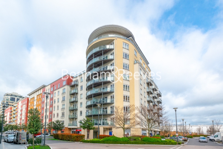 1  bedroom flat to rent in Beaufort Park, Colindale, NW9-image 6