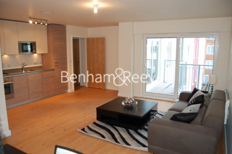 1 bedroom(s) flat to rent in Heritage Avenue, Colindale, NW9-image 6