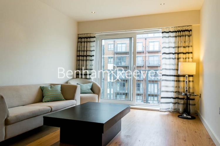 2 bedrooms flat to rent in Curtiss House, Heritage Avenue, NW9-image 4