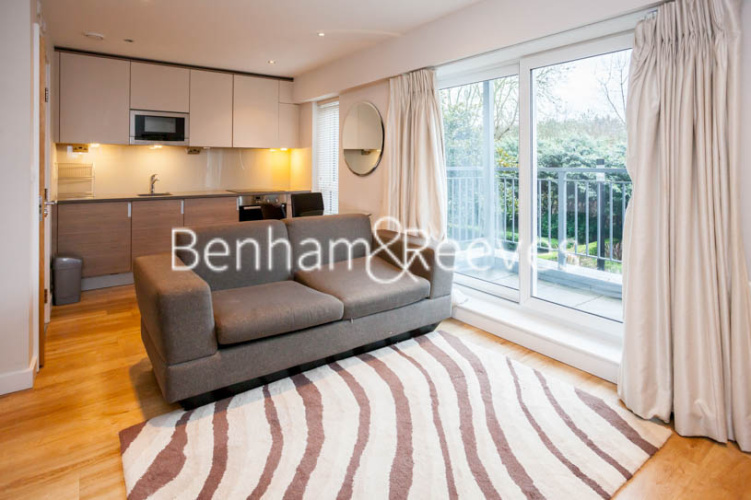 Studio flat to rent in Aerodrome Road, Colindale, NW9-image 8