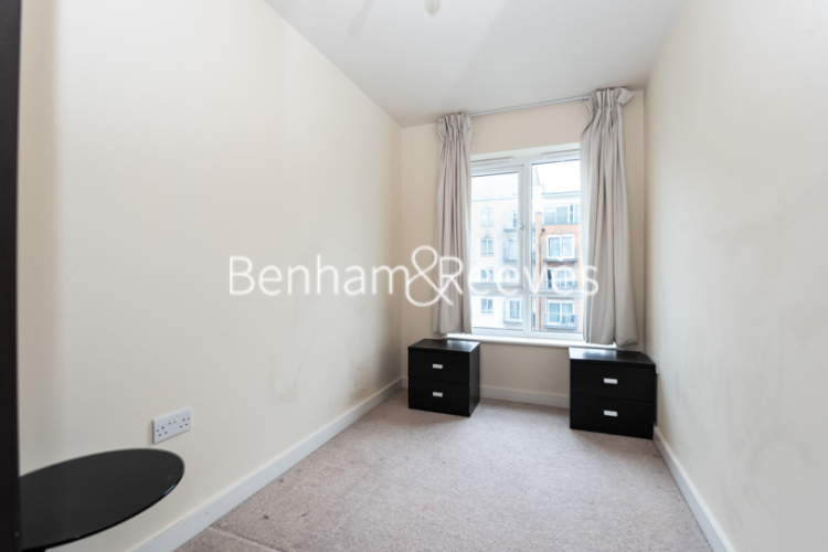 2  bedrooms flat to rent in Heritage Avenue, Beaufort Park, NW9-image 9