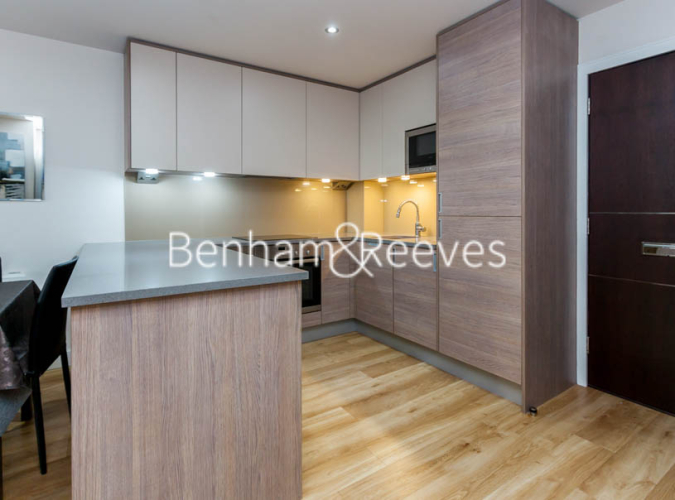 1  bedroom flat to rent in Boulevard Drive, Colindale, NW9-image 2