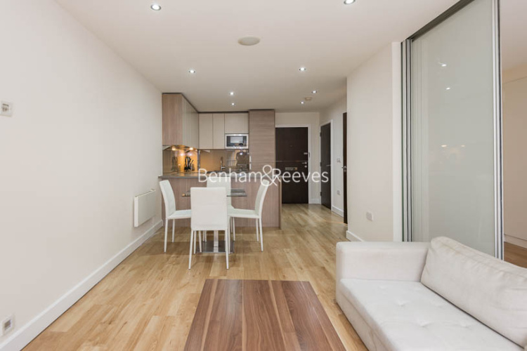 1  bedroom flat to rent in Boulevard Drive, Colindale, NW9-image 2