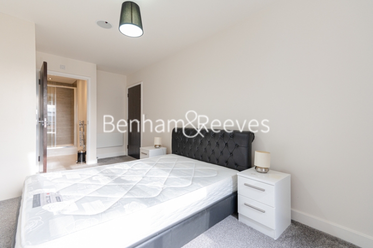 2 bedrooms flat to rent in Boulevard Drive, Colindale, NW9-image 15