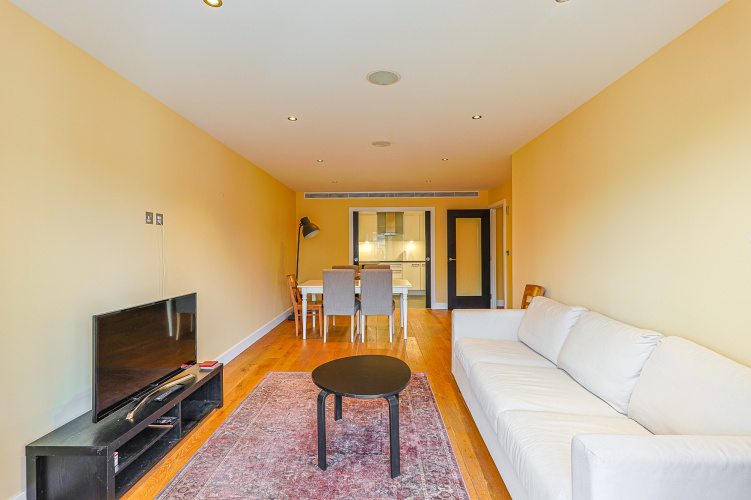 3  bedrooms flat to rent in Boulevard Drive, Colindale, NW9-image 7