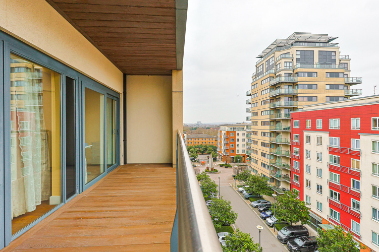 3 bedrooms flat to rent in Boulevard Drive, Colindale, NW9-image 11