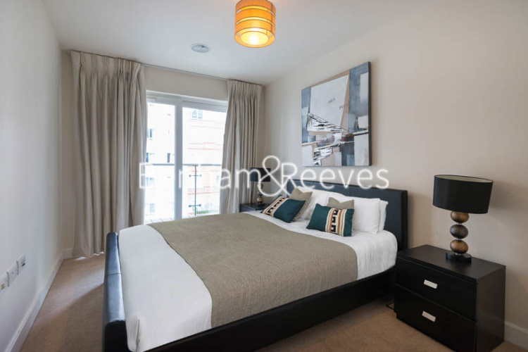 1 bedroom flat to rent in Boulevard Drive, Beaufort Park, NW9-image 8